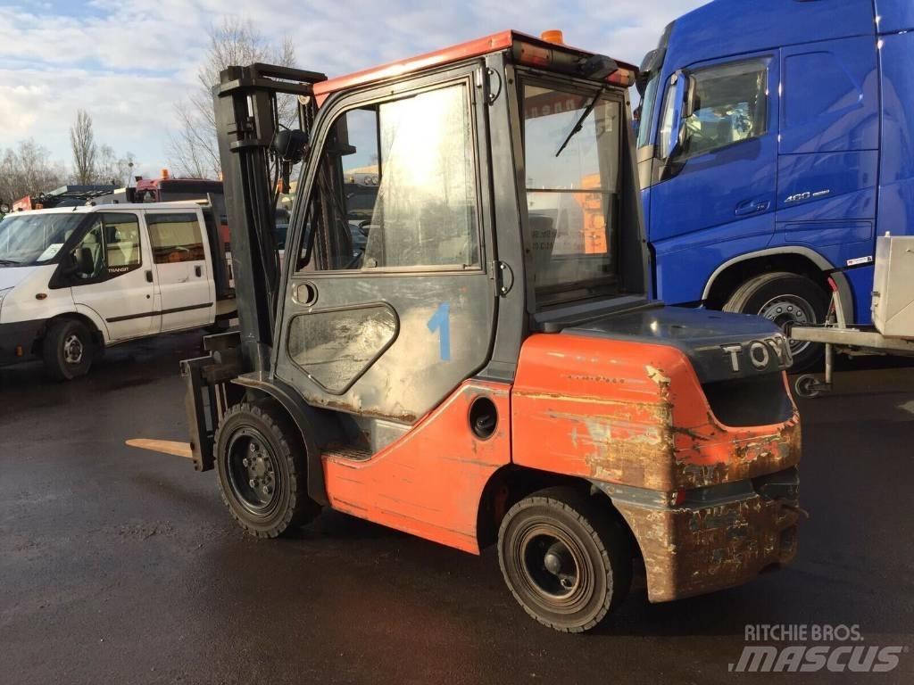 Toyota 02-8 FD JF 35 Diesel heftrucks