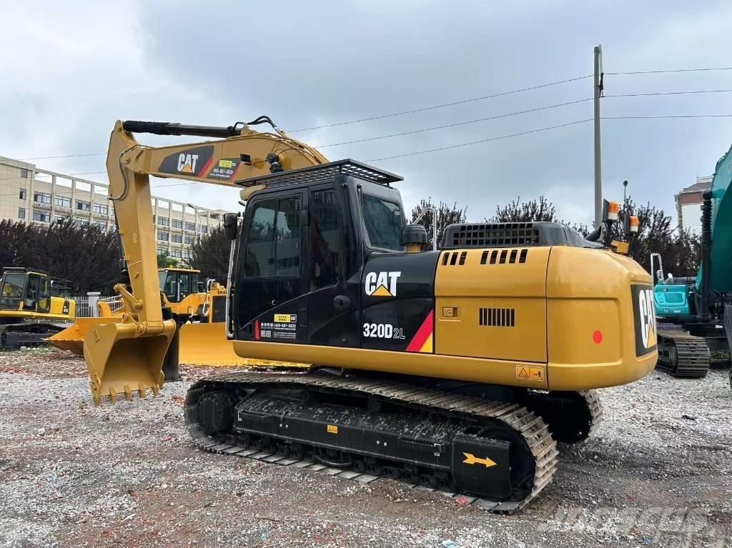 CAT 320D2L Raupenbagger