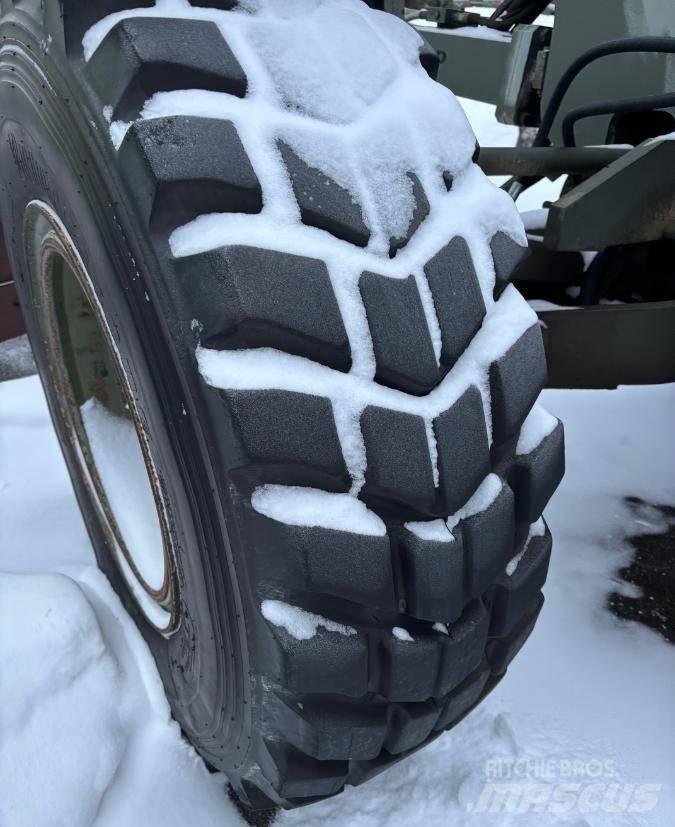 Champion 736 A 6x6 Grader