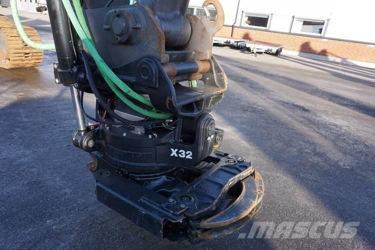 Volvo EC 250 E N L Raupenbagger