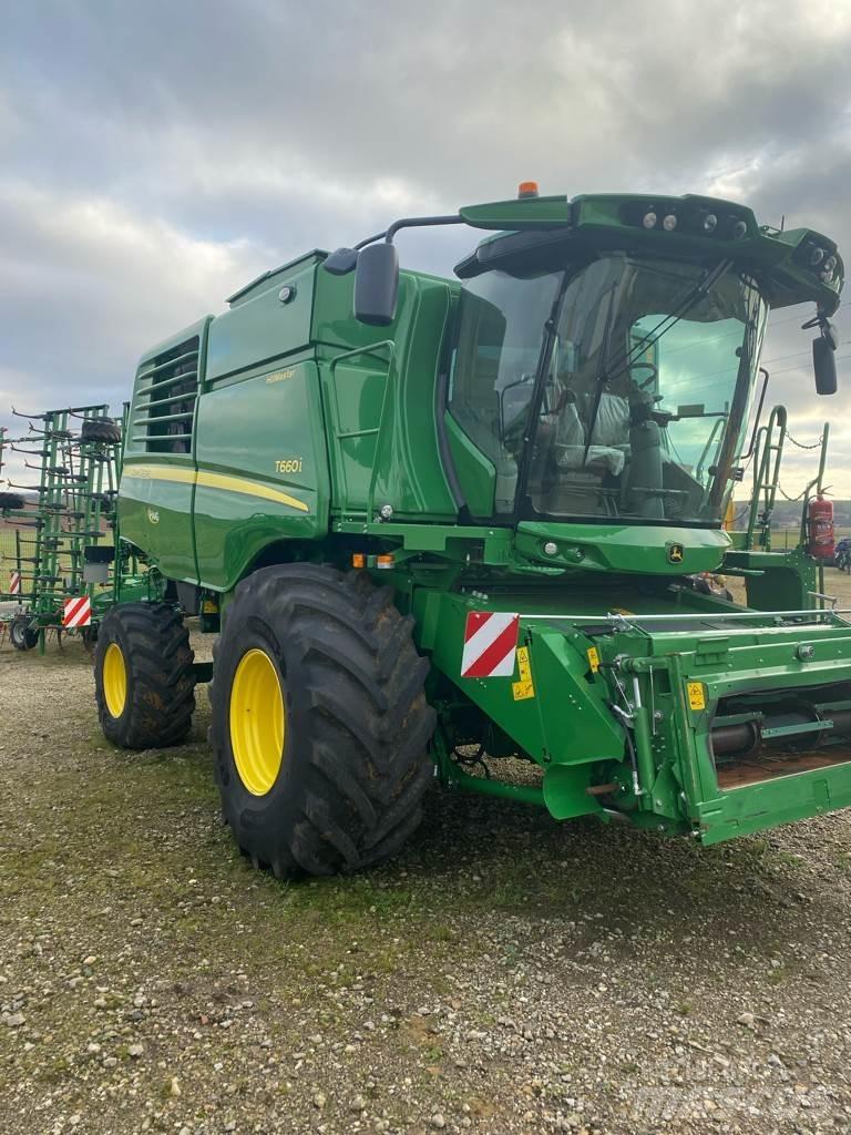 John Deere T 660 I Mähdrescher