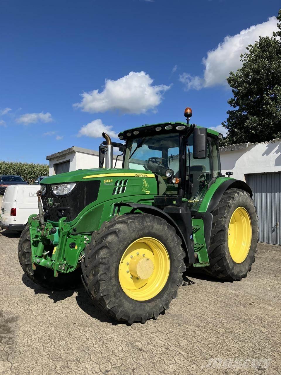 John Deere 6155R Traktoren