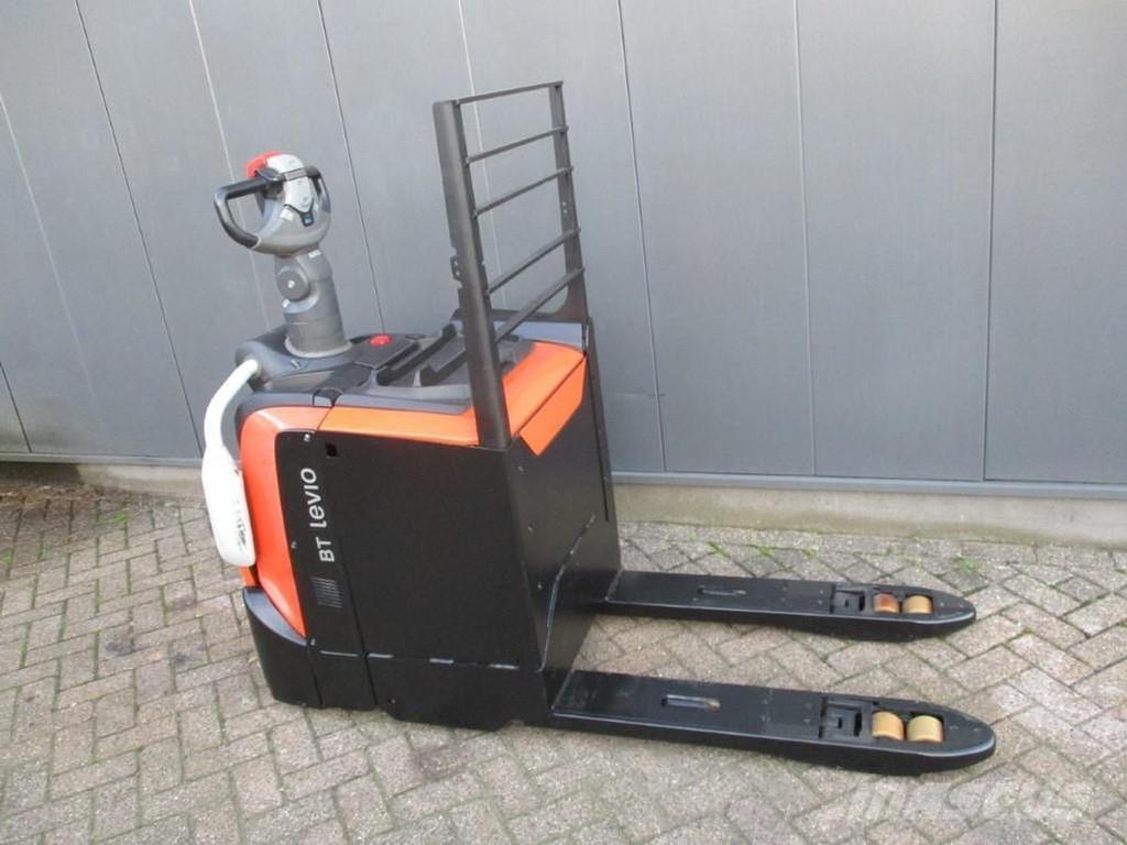 Toyota LPE250 Gabelstapler mit Fahrerstand