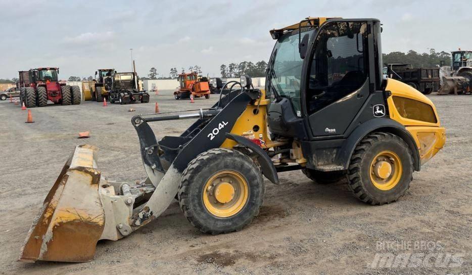 John Deere 204L Radlader