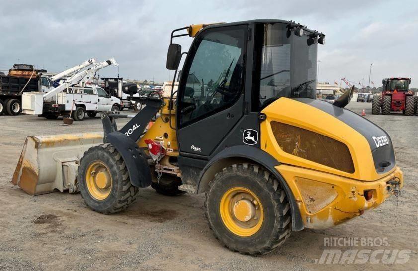 John Deere 204L Radlader