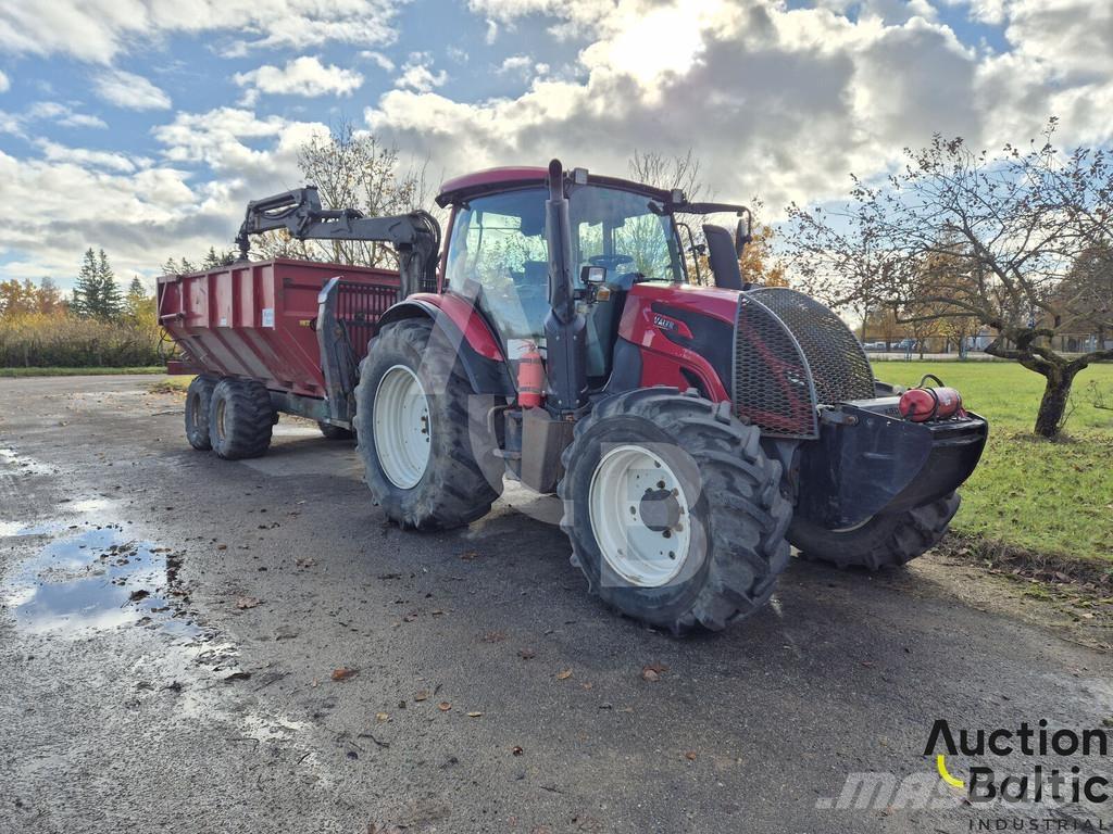 Valtra N114 EH Forwarder