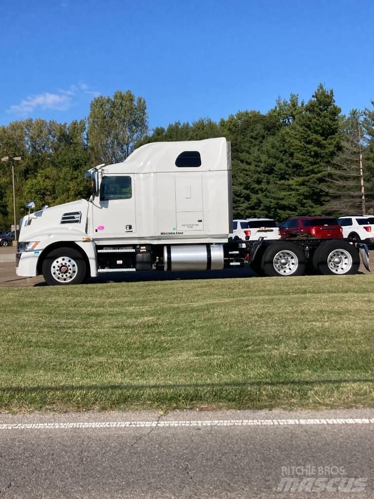 Western Star 5700 XE Sattelzugmaschinen
