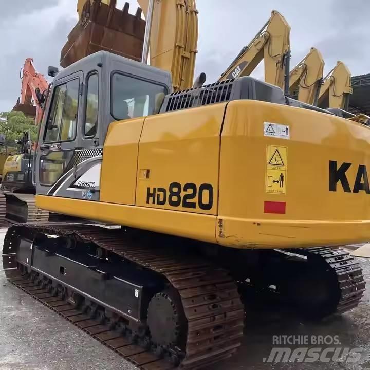 Kato HD820 Raupenbagger