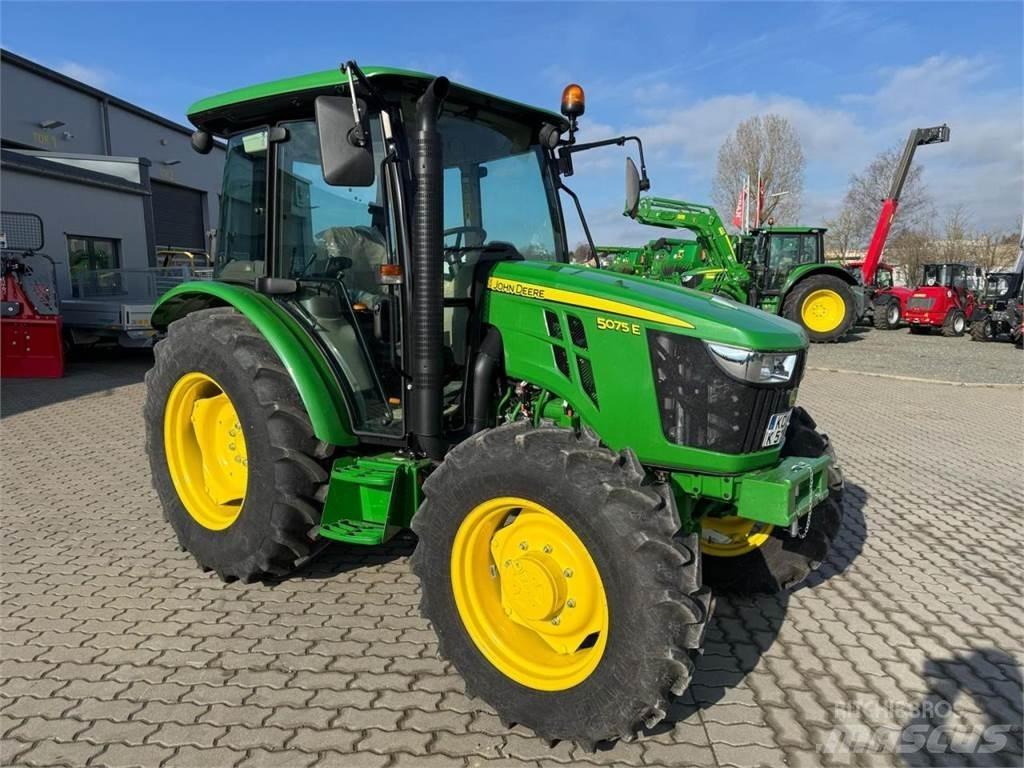 John Deere 5075E Traktoren
