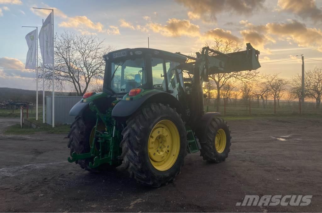John Deere 6120M Traktoren