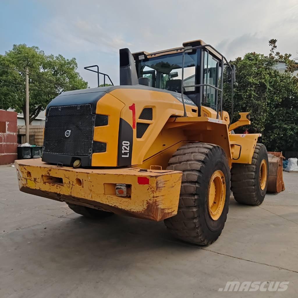 Volvo L120E Radlader