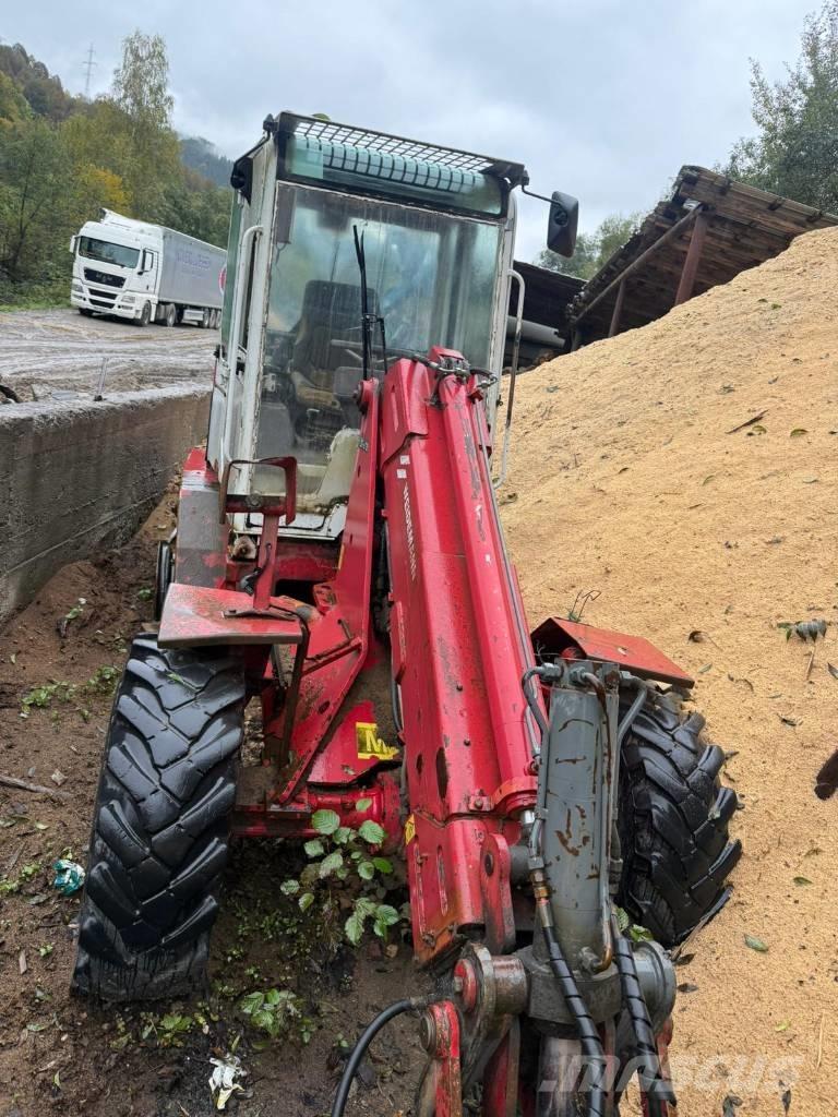 Weidemann 3006 Radiatoren