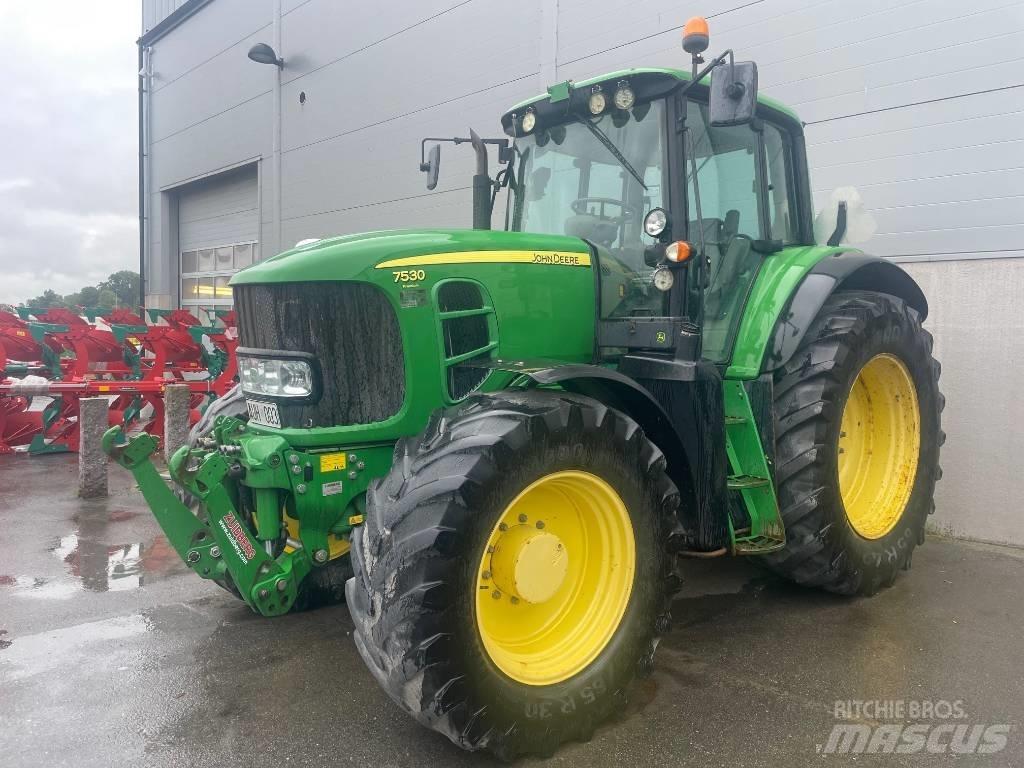 John Deere 7530 Traktoren