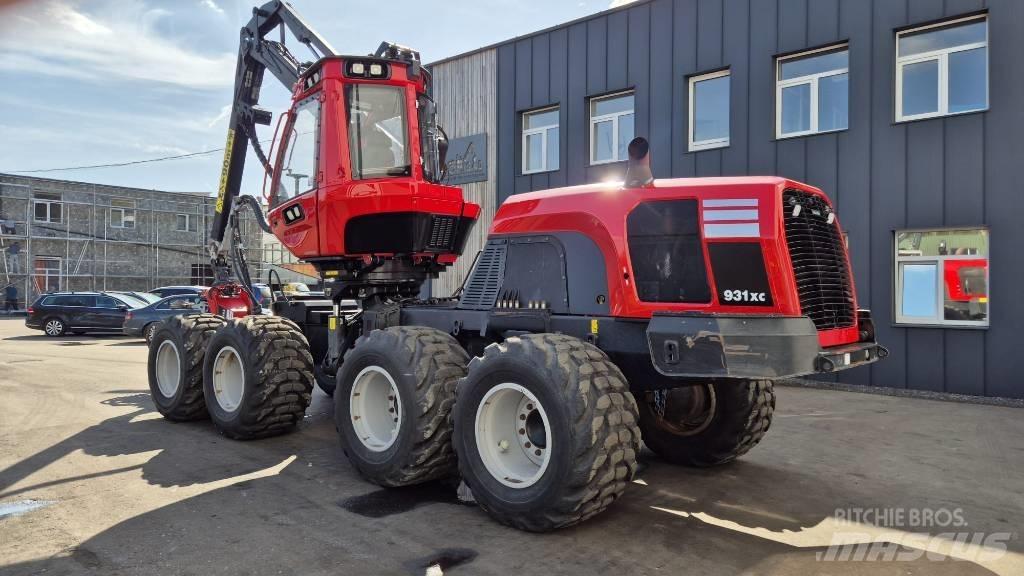 Komatsu 931 XC Harvester