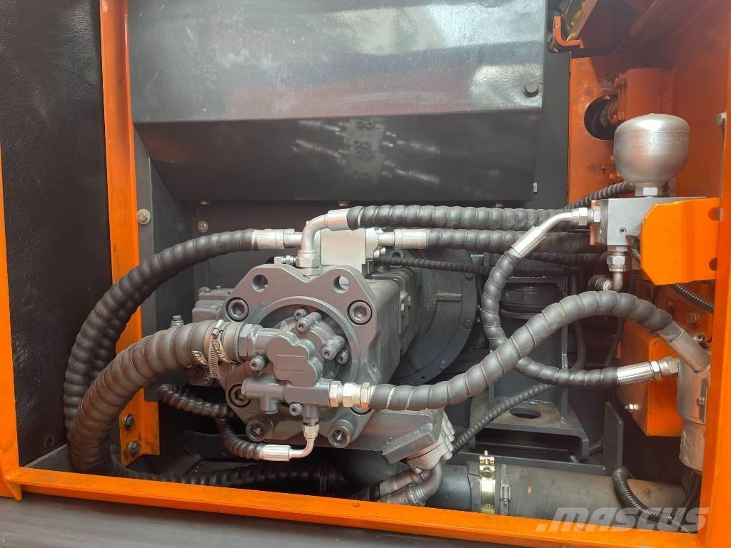 Doosan DX 225 LCA Midibagger  7t - 12t