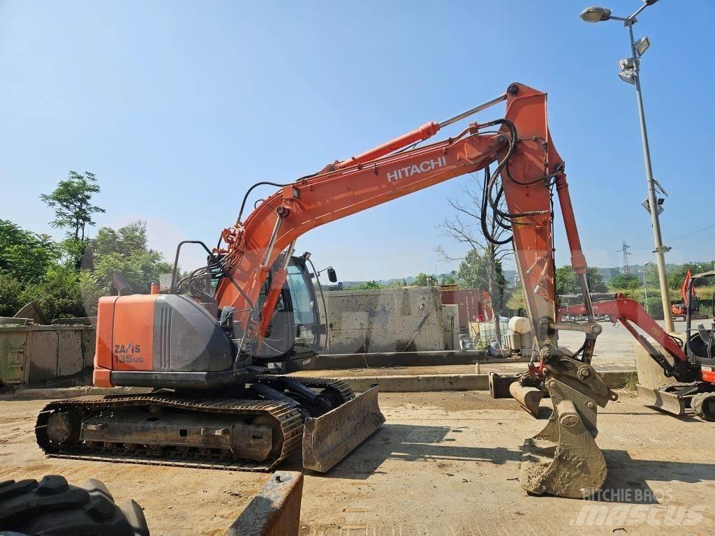 Hitachi ZX 135 US Raupenbagger