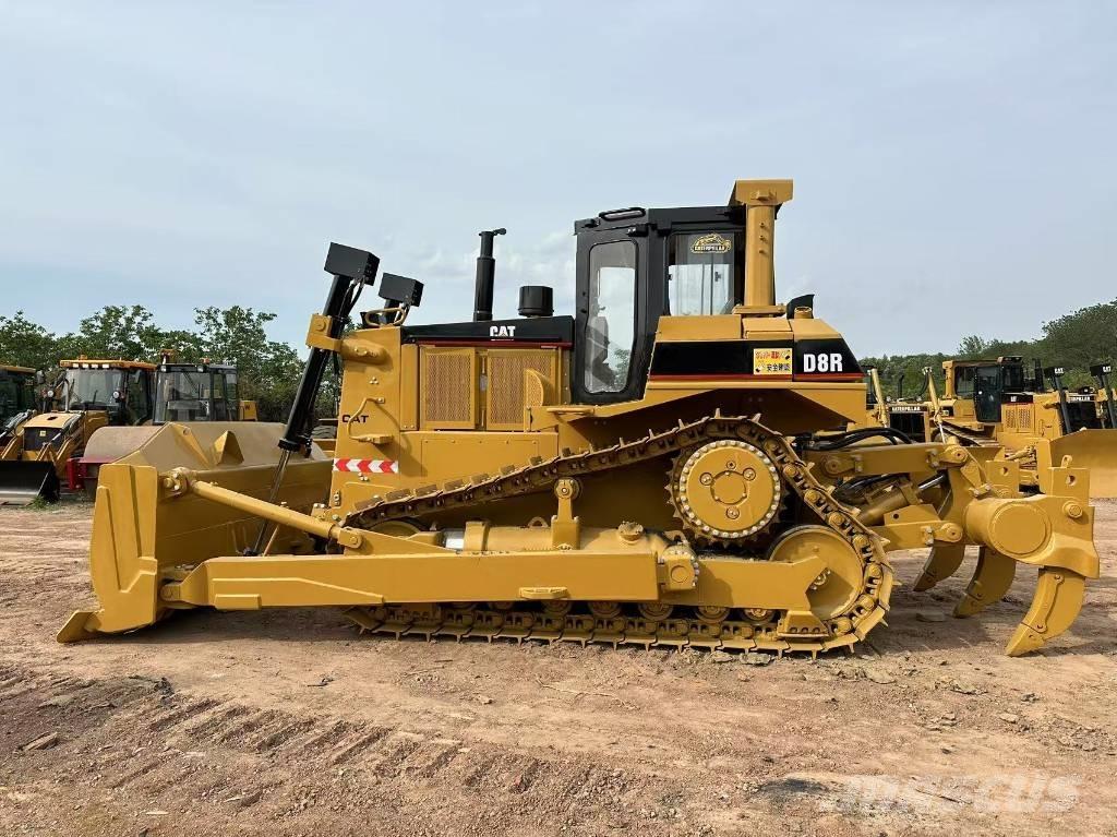 CAT D8R Bulldozer