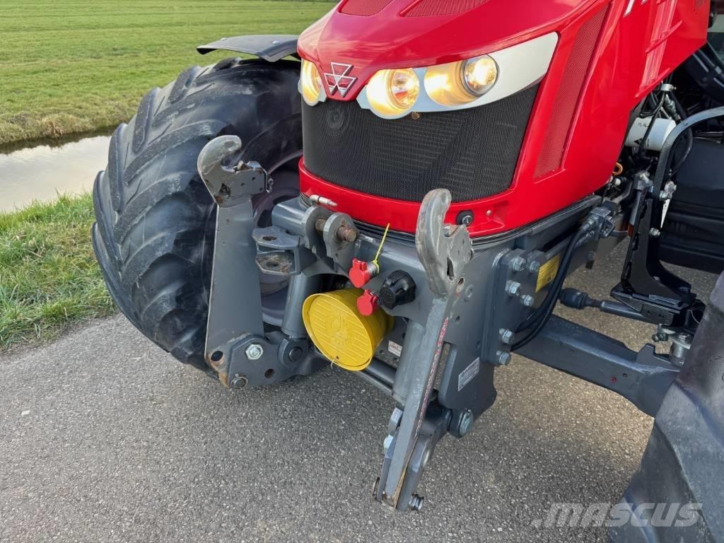 Massey Ferguson 5609 Traktoren