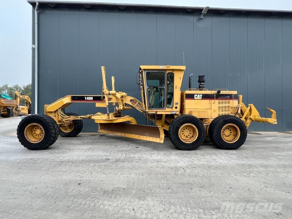 CAT 140H Grader