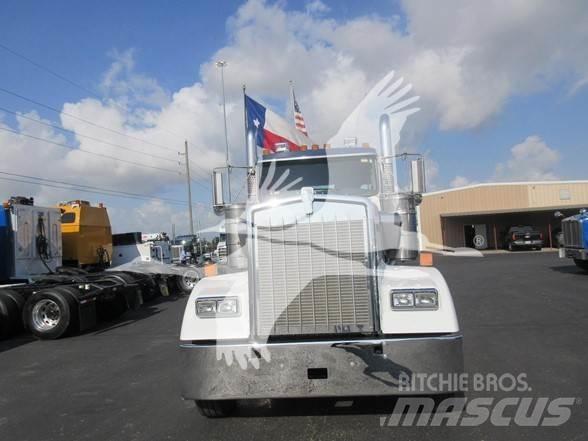 Kenworth W900L Sattelzugmaschinen