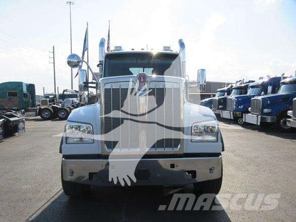 Kenworth W990 Sattelzugmaschinen