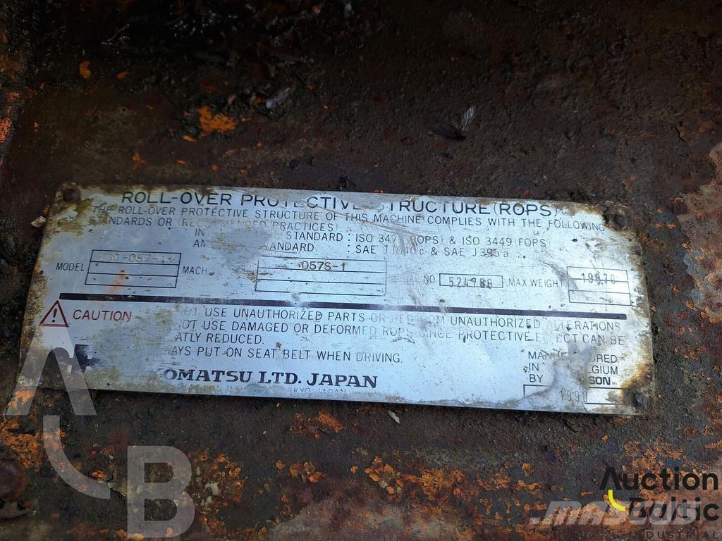 Komatsu D57S-1 Laderaupen