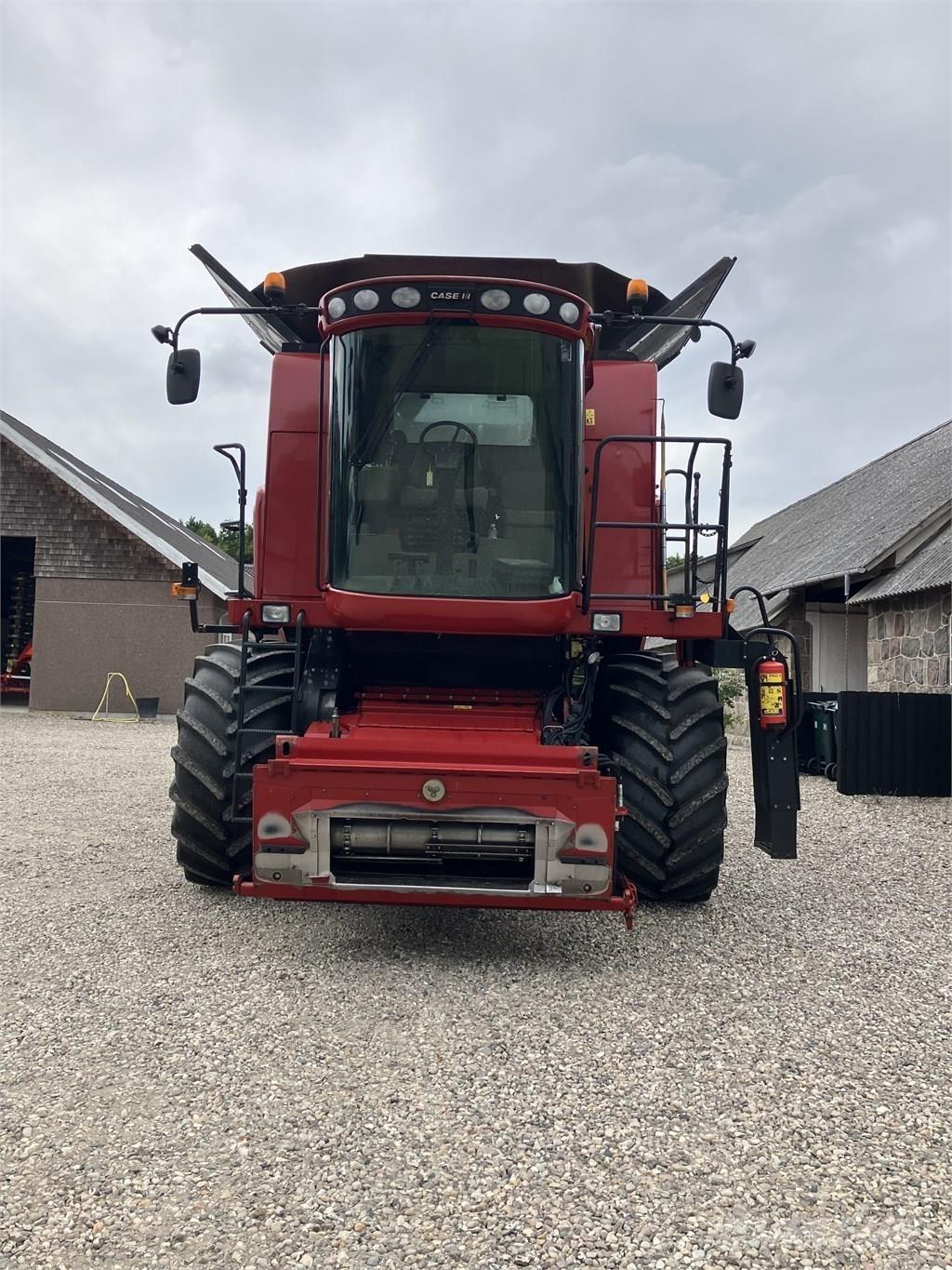 CASE Axial Flow 7130 Mähdrescher