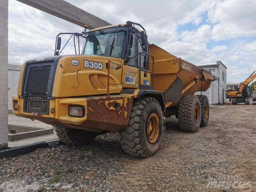 Bell B30D Dumper - Knickgelenk