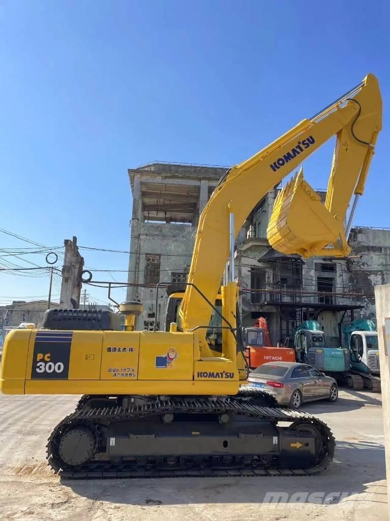 Komatsu PC 300 LC-7 Raupenbagger