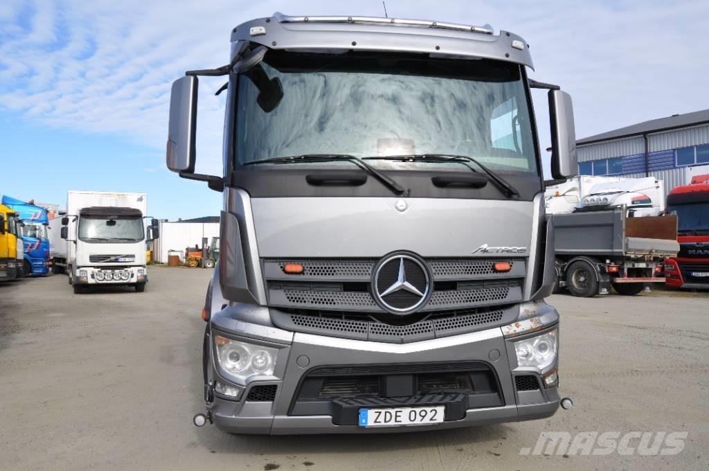 Mercedes-Benz 2535 Müllwagen