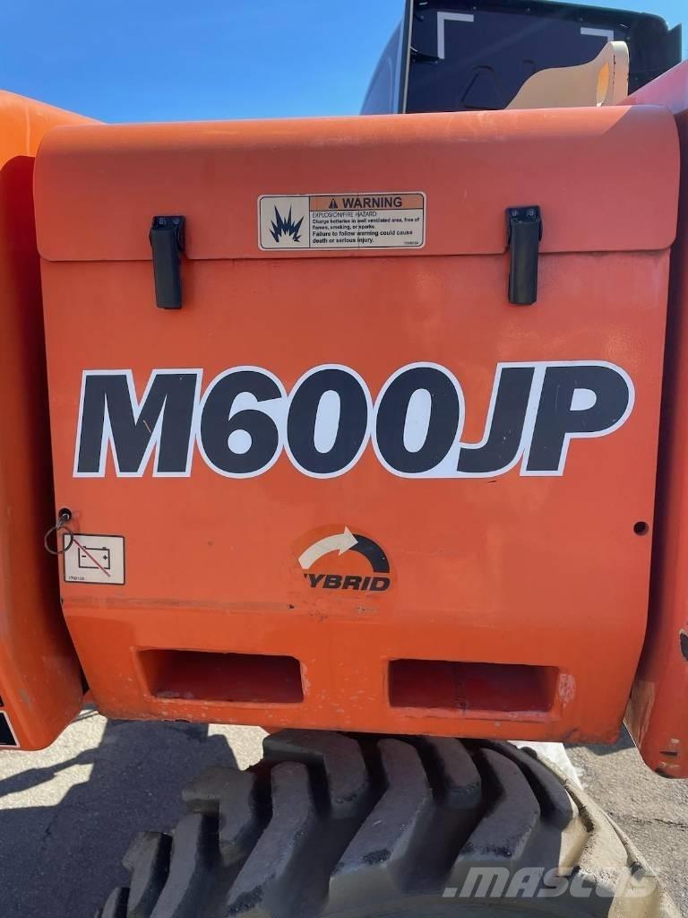 JLG M-600-JP Gelenkteleskoparbeitsbühnen