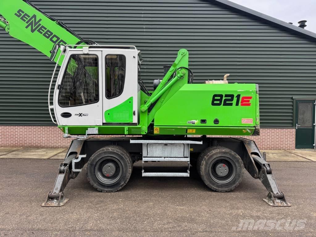 Sennebogen 821 E Materialumschlag