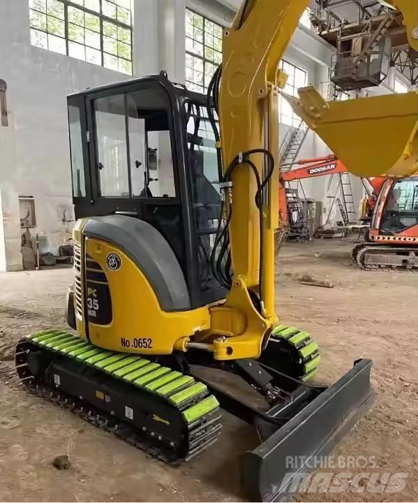 Komatsu PC35MR Raupenbagger