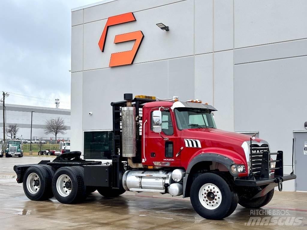 Mack Granite Bergungsfahrzeuge
