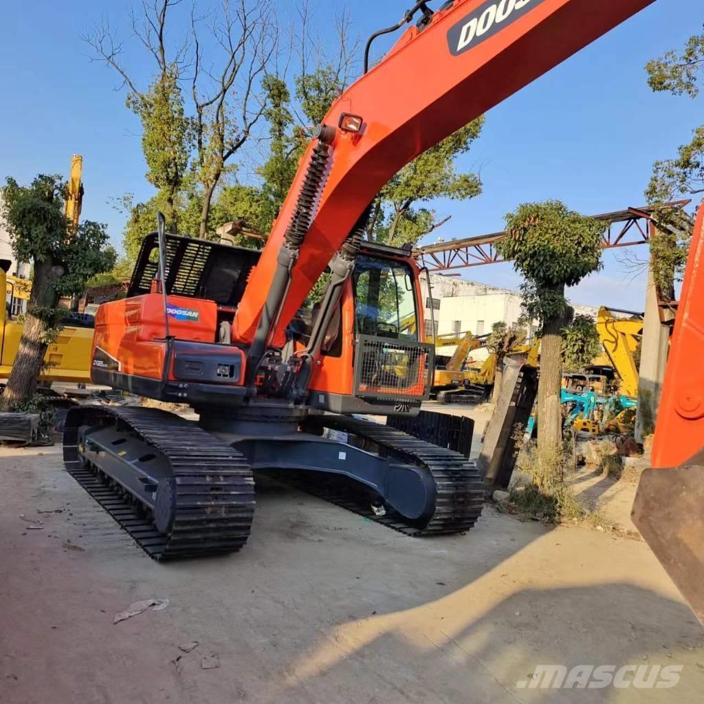 Doosan DX 225 LC Raupenbagger