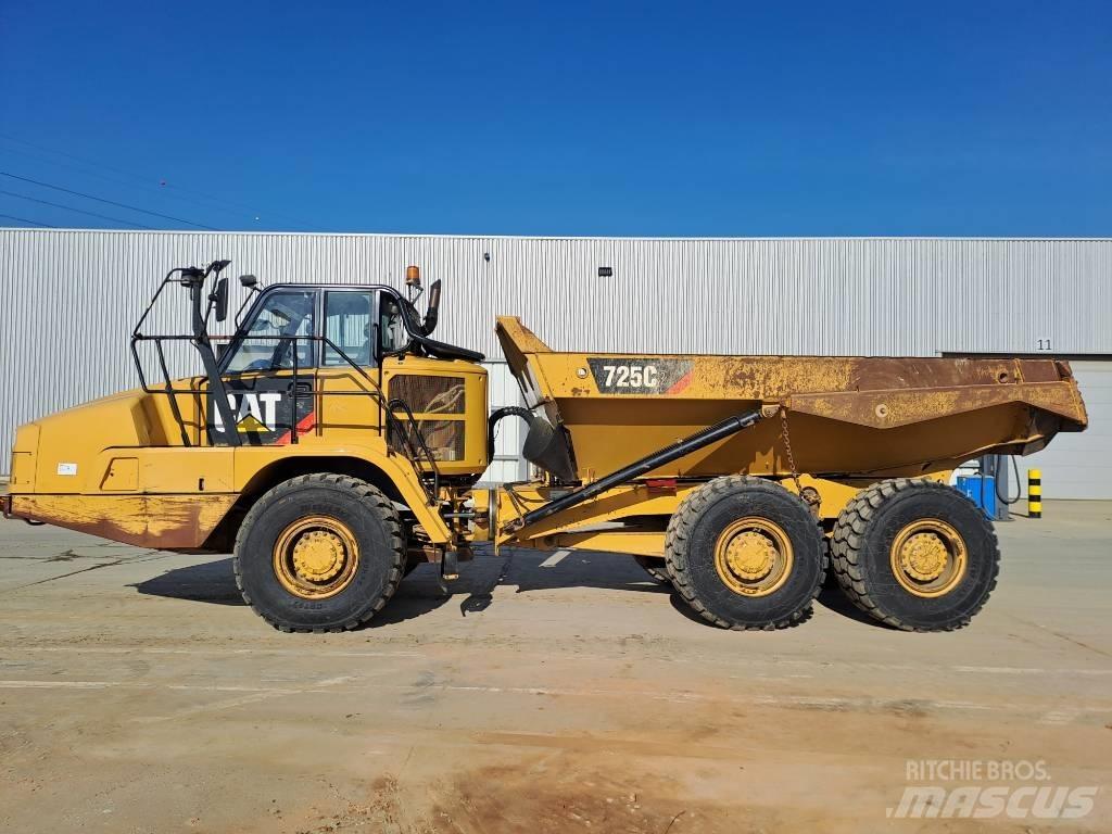 CAT 725C2 Dumper - Knickgelenk