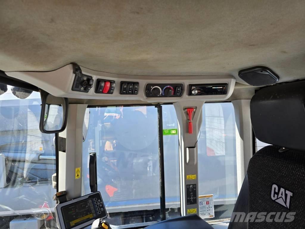 CAT 926M Radlader