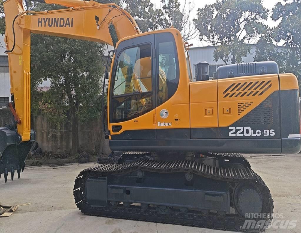 Hyundai R220LC-9S Mobilbagger