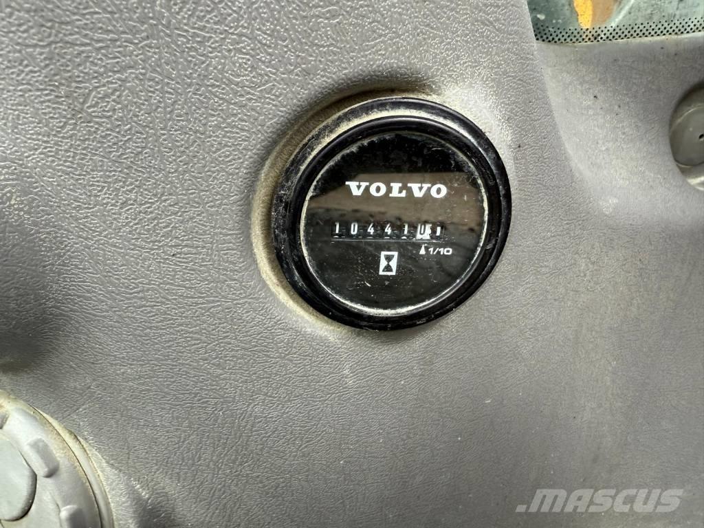 Volvo EC 480 E L Raupenbagger