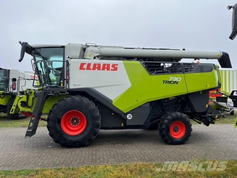 CLAAS TRION 730 Mähdrescher