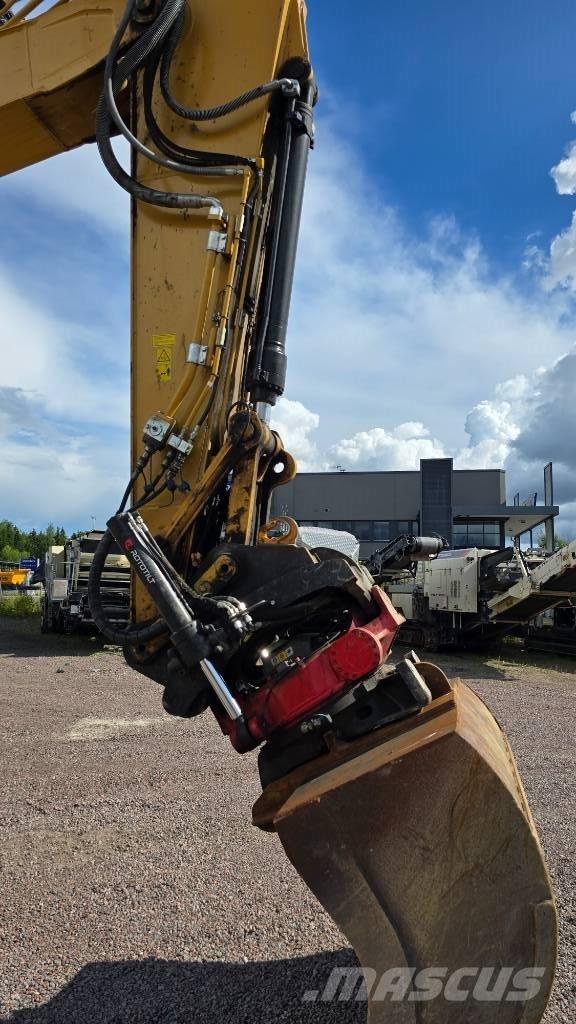 CAT 325FLCR Raupenbagger