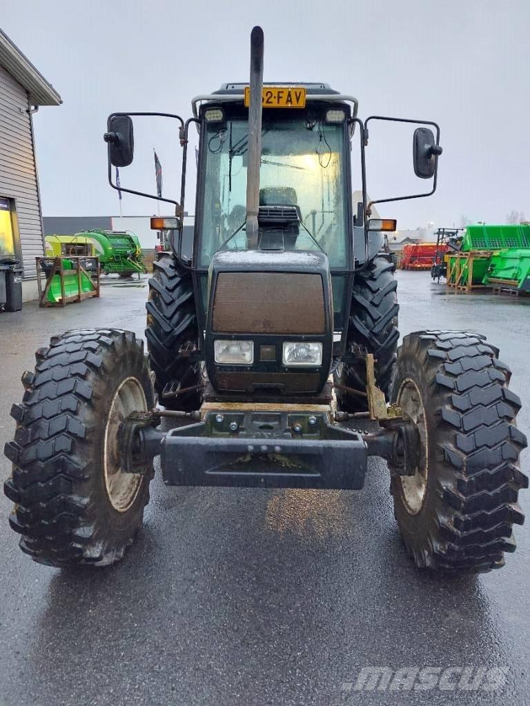 Valtra Valmet 900 Traktoren