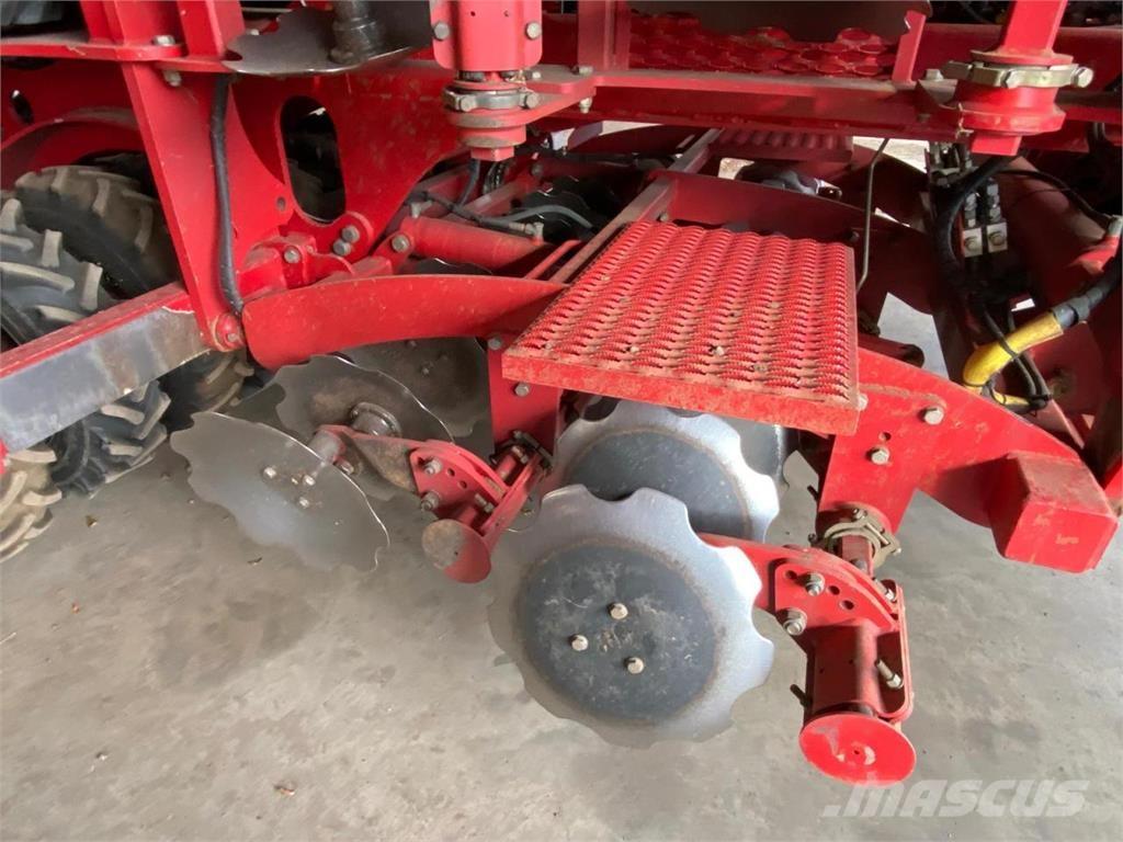 Horsch Pronto 7 DC Drillmaschinen
