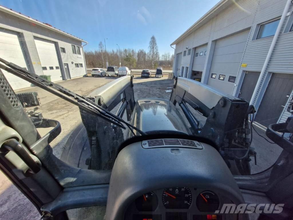 Valtra T 191 Traktoren