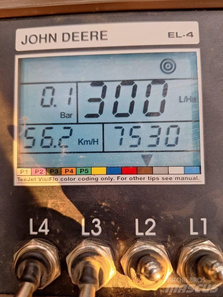 John Deere 740 Anhängespritzen