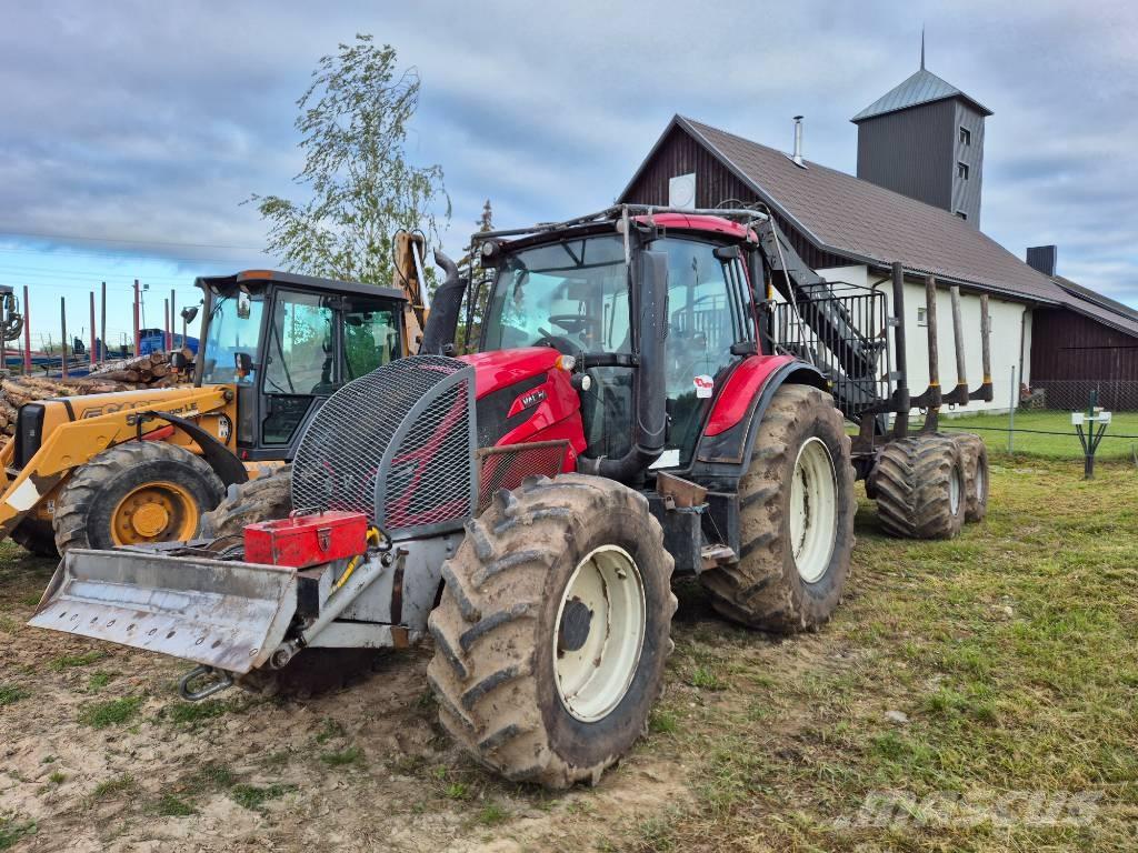 Valtra N 154 E Forsttraktoren