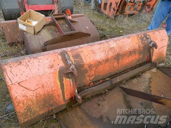  Kauss 230 Weitere Lade- und Grabgeräte