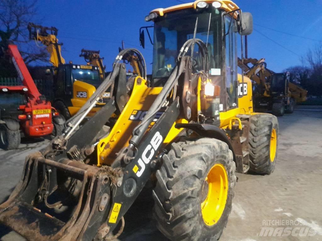 JCB 411 Teleskoplader für Landwirtschaft