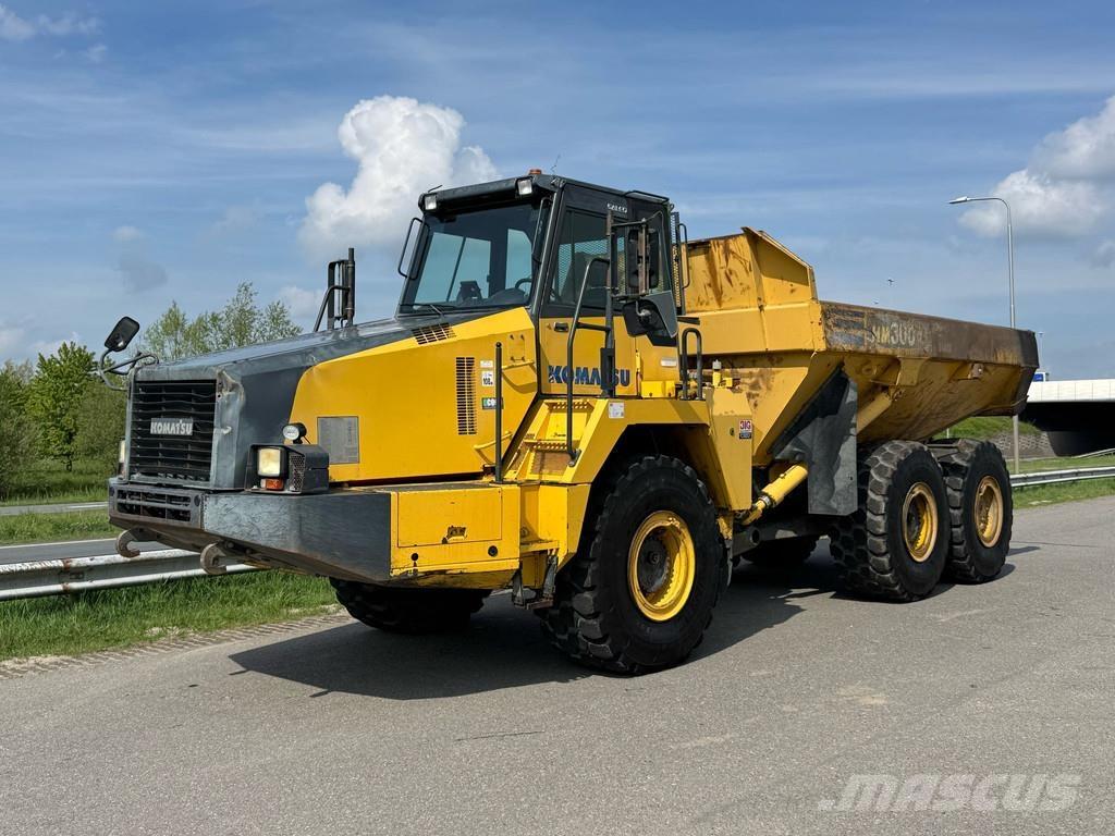 Komatsu HM300-2 Dumper - Knickgelenk