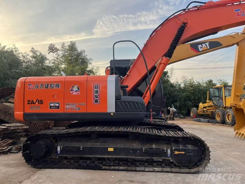 Hitachi ZX 200 Raupenbagger